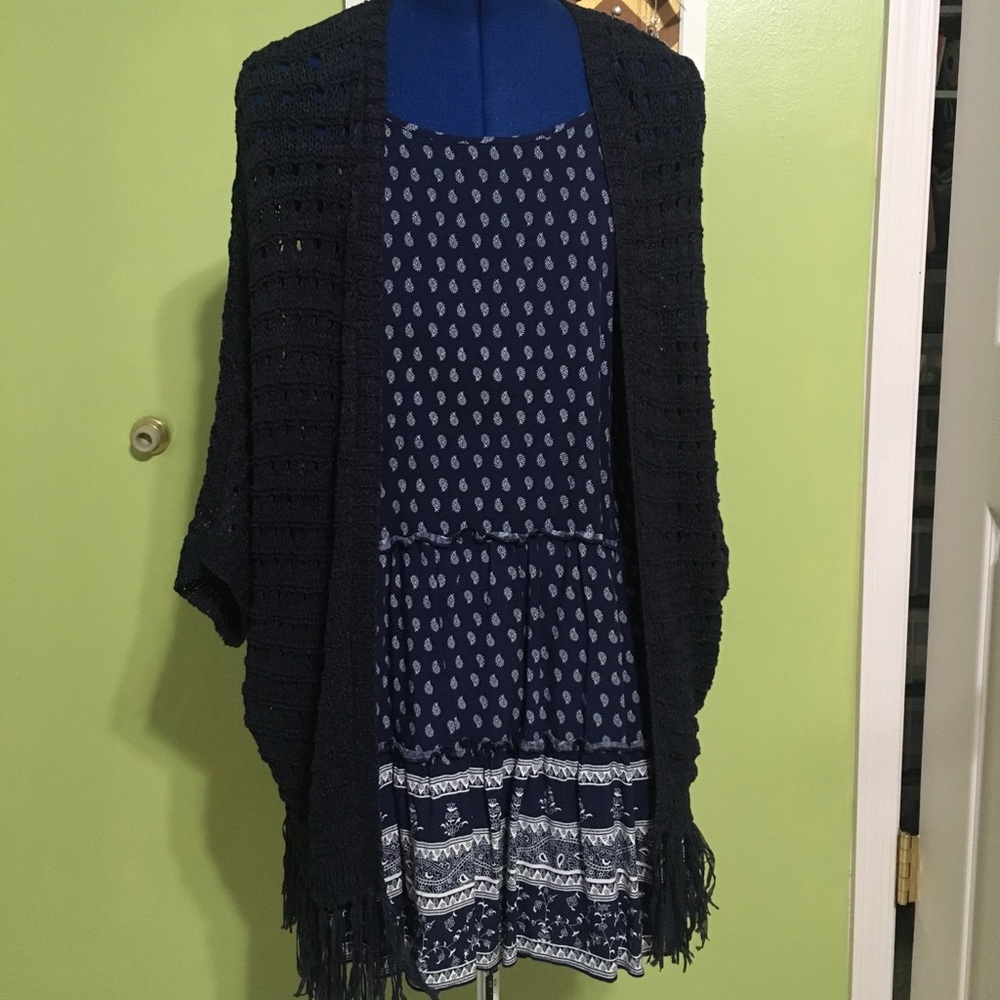 Navy knitted coverup
